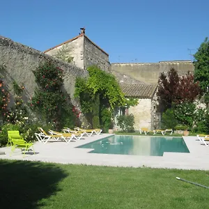 Bed & Breakfast Les Jardins De La Livrée
