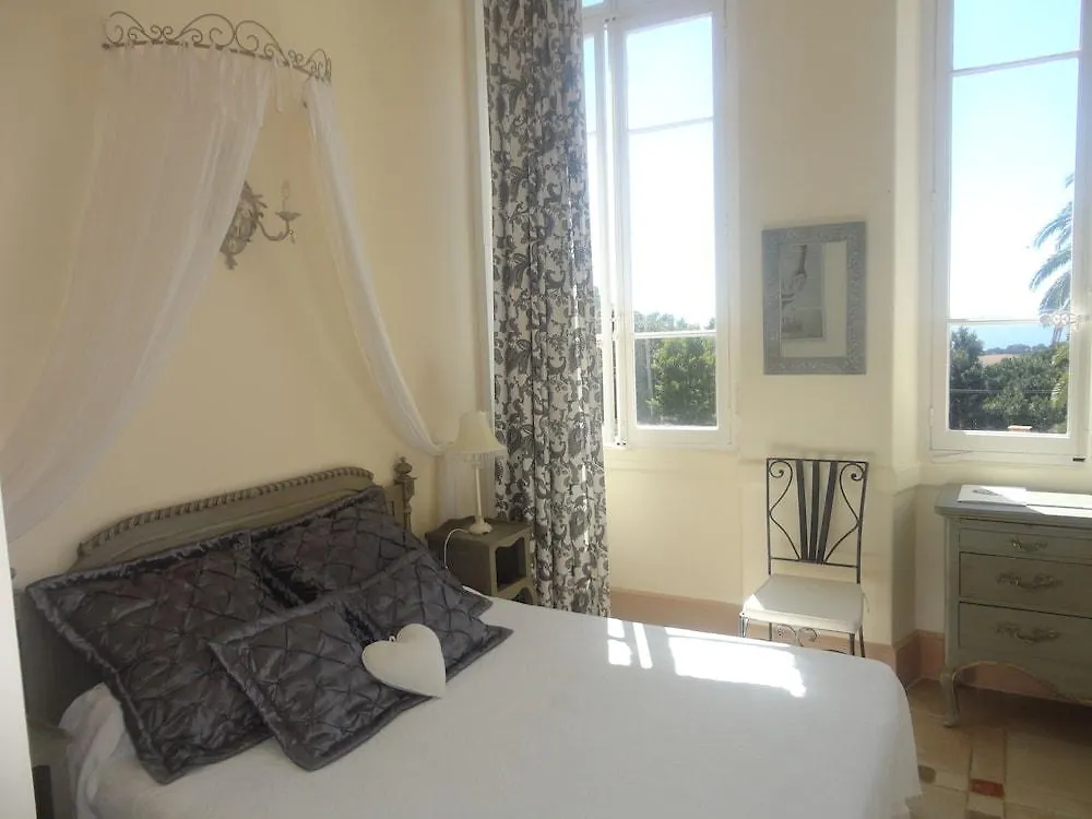 Hotel L'Orangeraie Ла Круа-Вальме