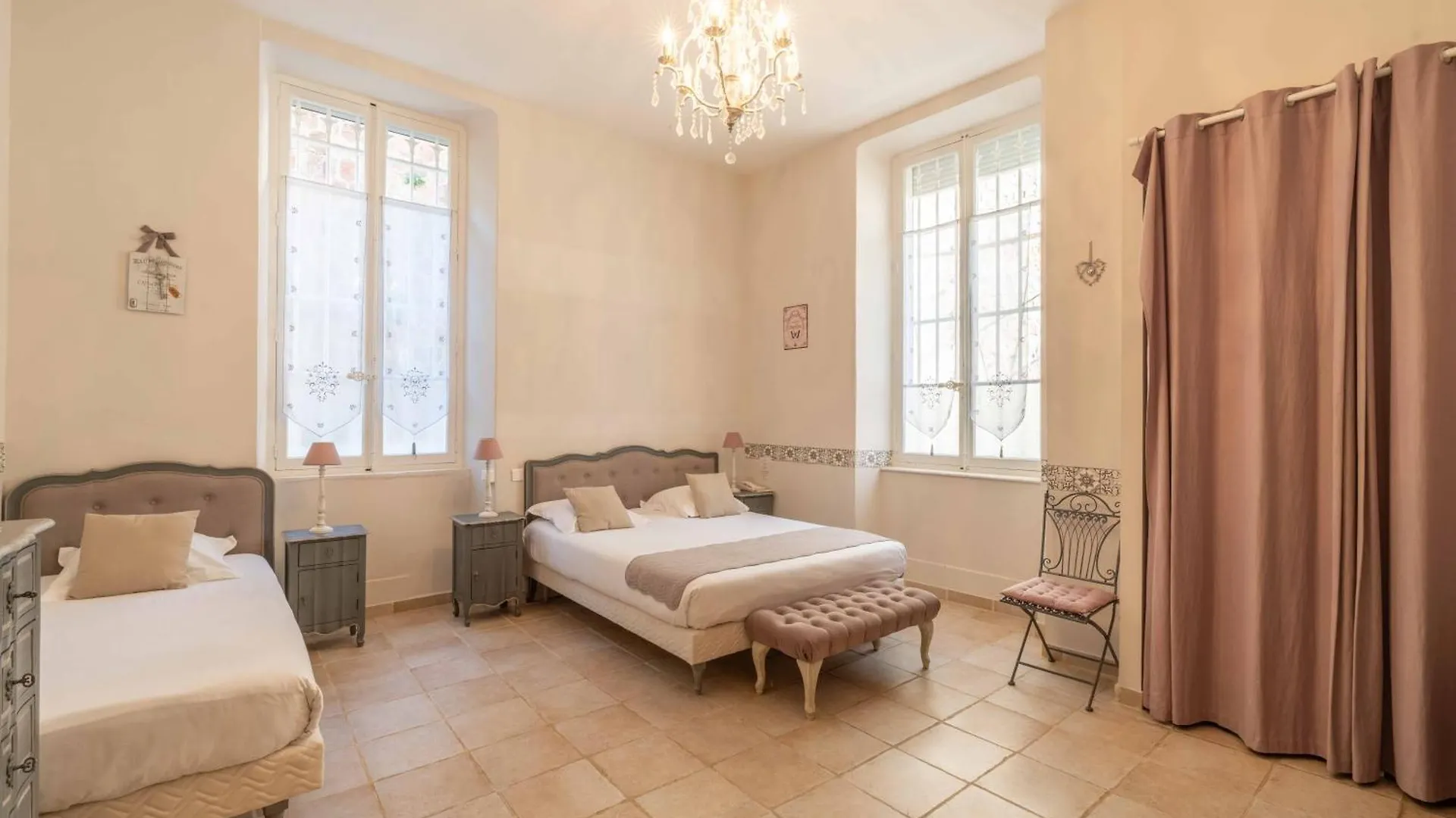 Hotel L'Orangeraie Ла Круа-Вальме Франция