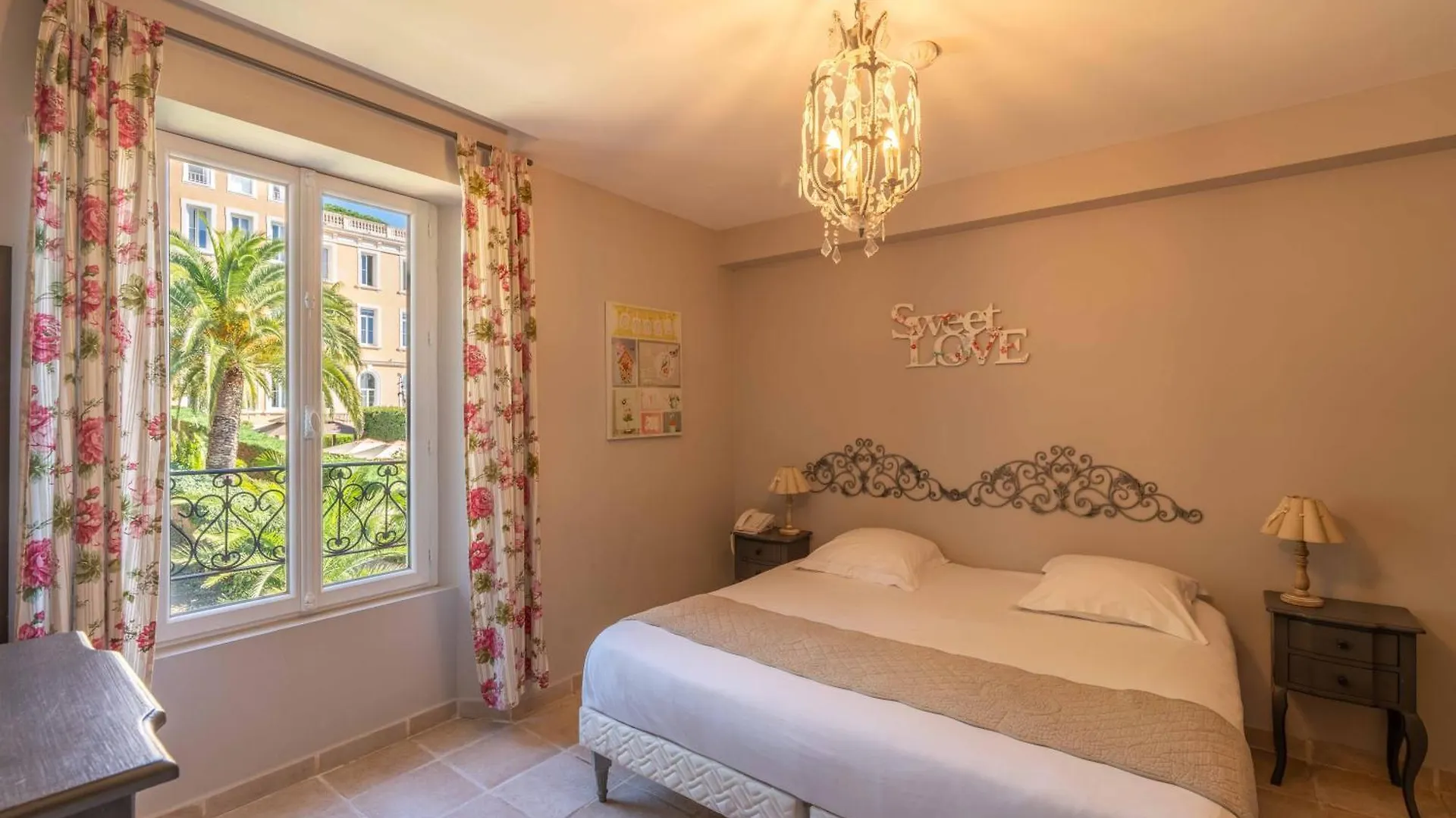 Hotel L'Orangeraie Ла Круа-Вальме