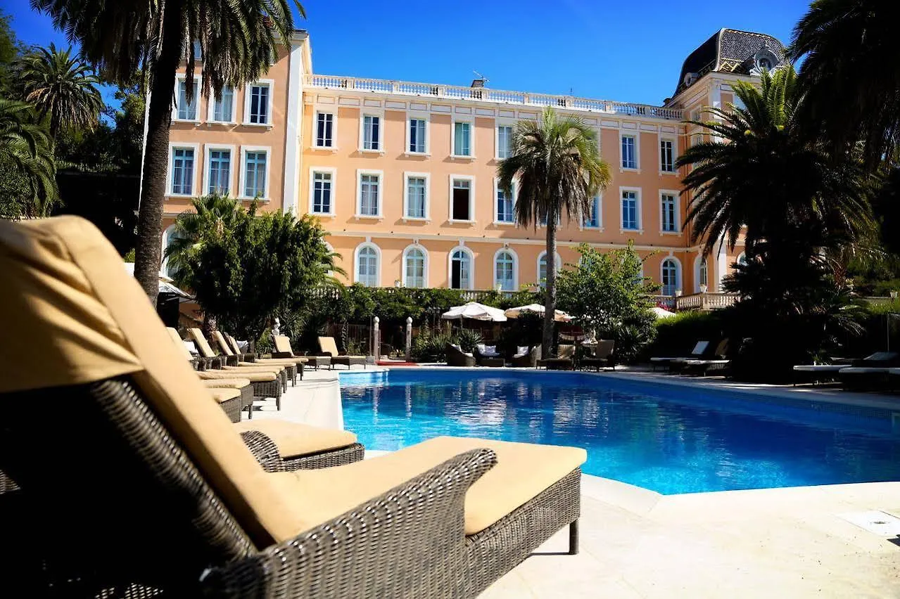 ***  Hotel L'Orangeraie Ла Круа-Вальме Франция